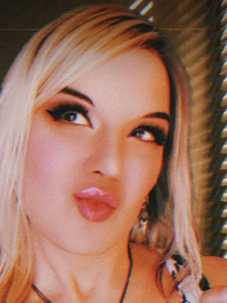 Kaela Luna (neé Moon)
