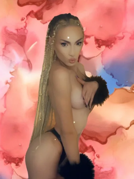 Kat Barbiee