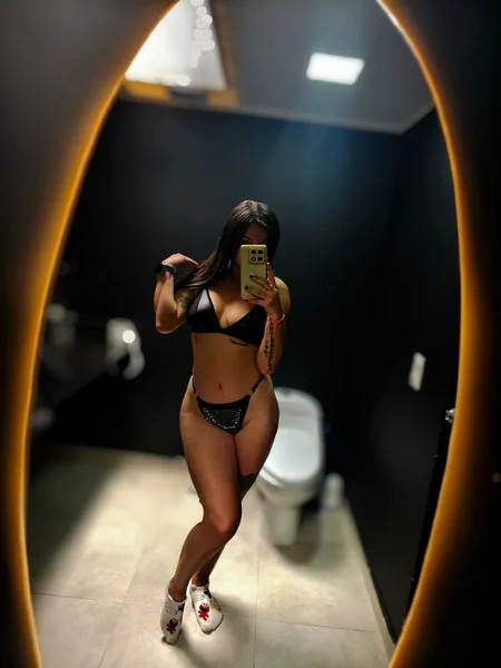 Erikarivera_001