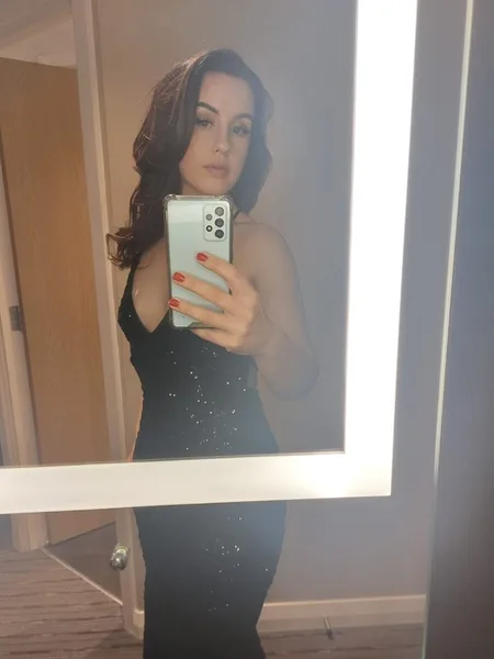 Kayleigh Davis - VIP