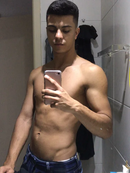 Kelvin Torres