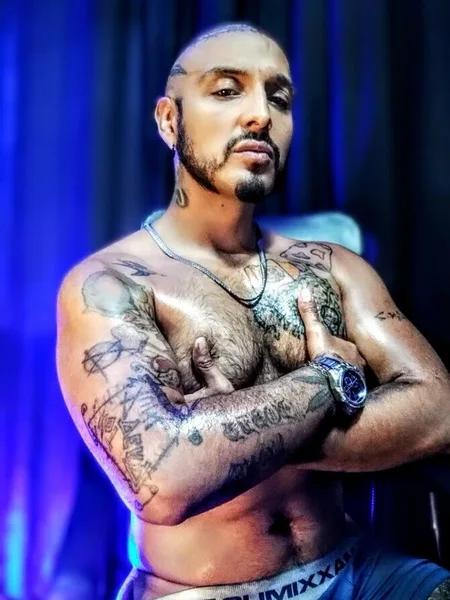 kenlly hot