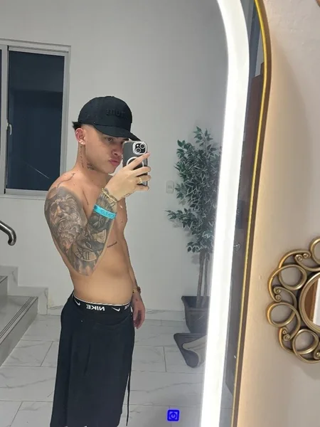 KEVIN CASTAÑO