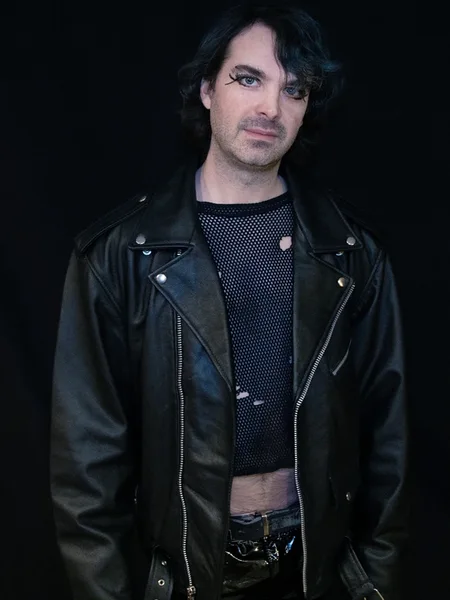Kevin V. Kink