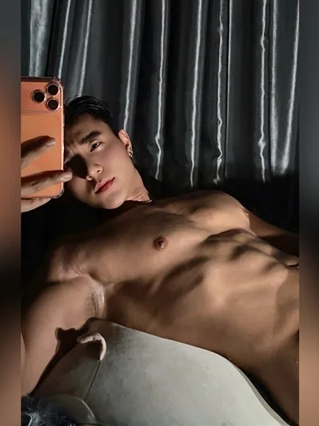 Khoa Vương