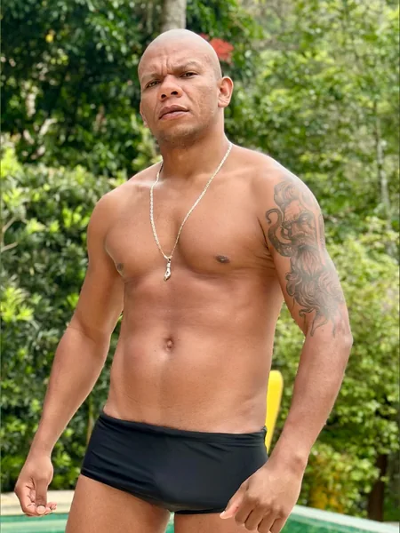 𝑻𝒉𝒂𝒍𝒆𝒔 𝑴𝒊𝒍𝒍𝒆𝒕𝒐🤴🏽