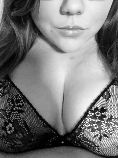 Kinky_curvy_couple