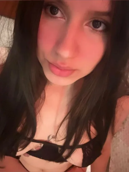 Kinky Latina