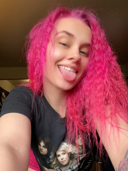 Kitty 🍑