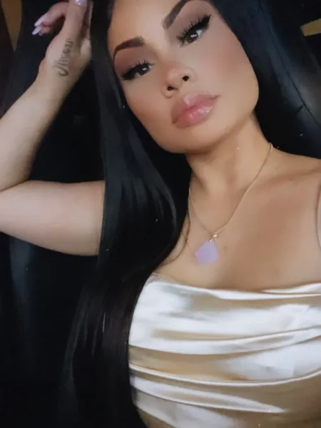 Kiyomi Rose 🌹