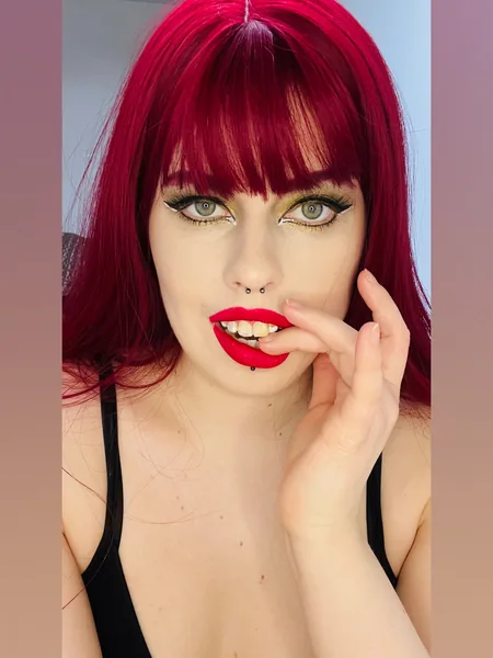 Kora Elle
