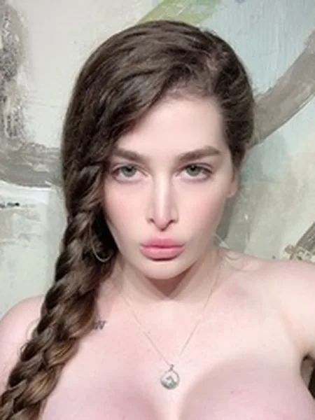 Krissy Krave