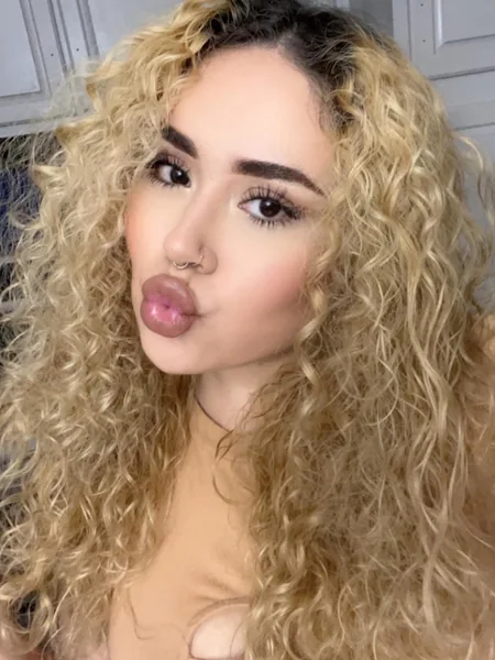 CurlyGoddess
