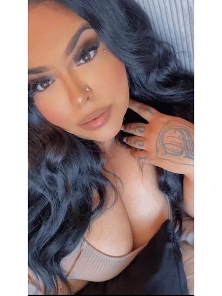 Lovely Lex. 🖤