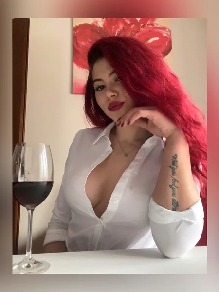 BEA LA ROSSA 🔥