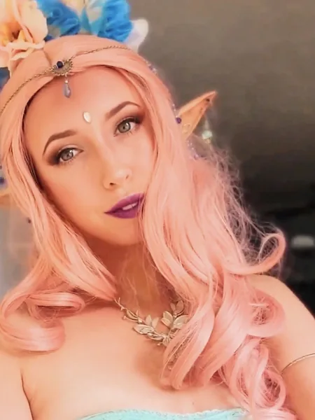 Lady Swoonfeather