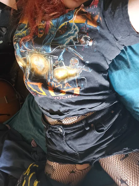 Wet and thiccc 🫣