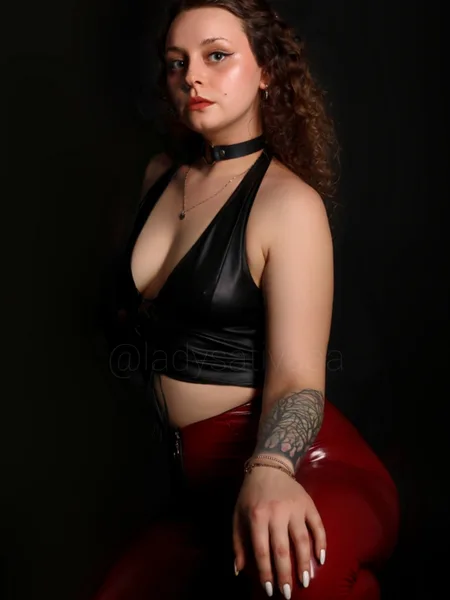 Lady Sativa avatar
