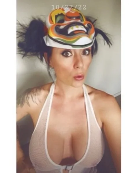 ladySJ avatar