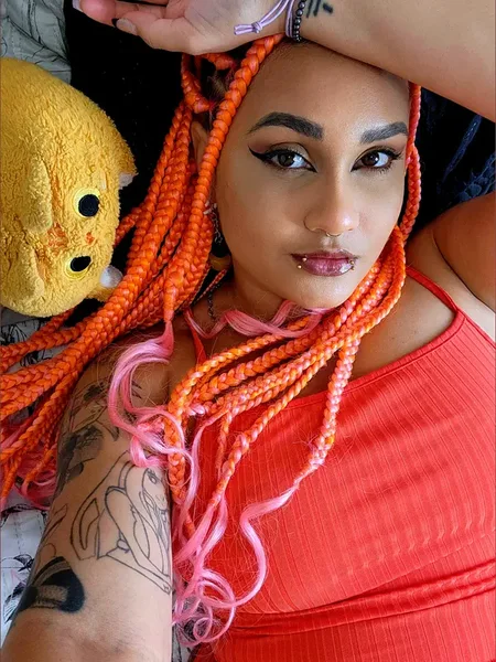 Larya Von