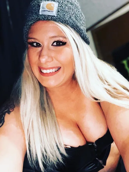 Laura Aura
