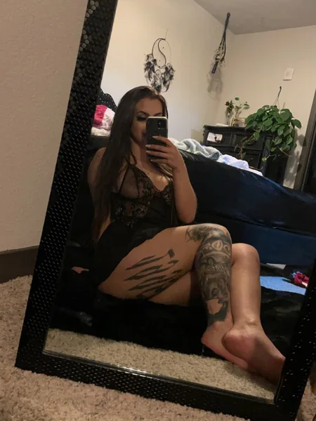 Lavaughna__