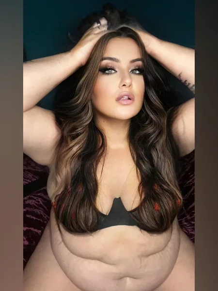 LEAH LUXX avatar