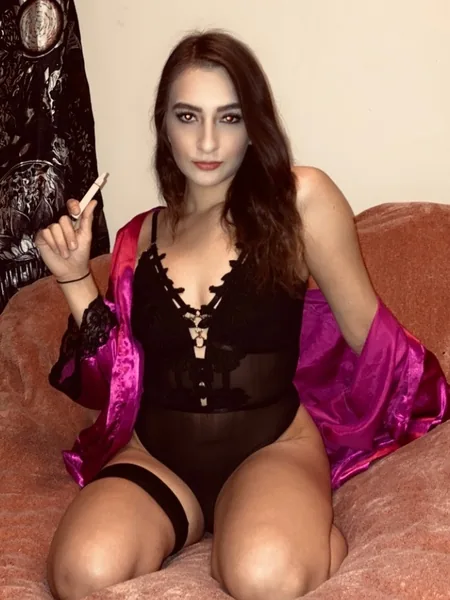 Leah Mae🍒💦🤪