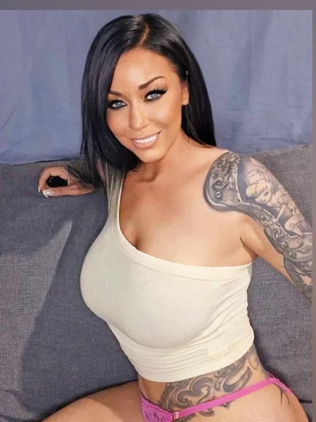 Amber leigh