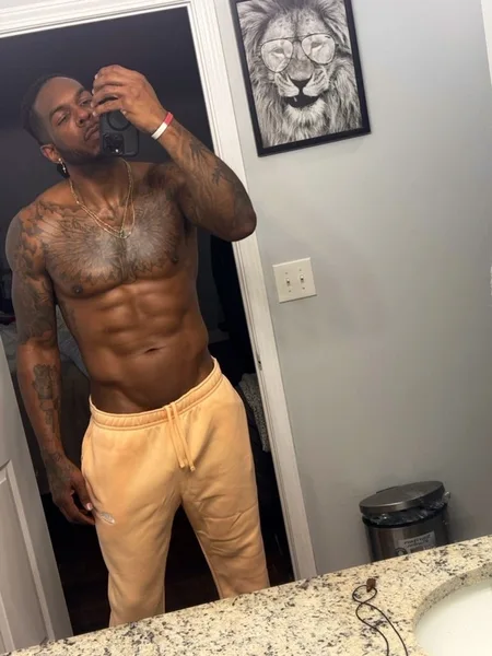 Leo🧱BriXXX