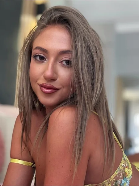 LesleyRed