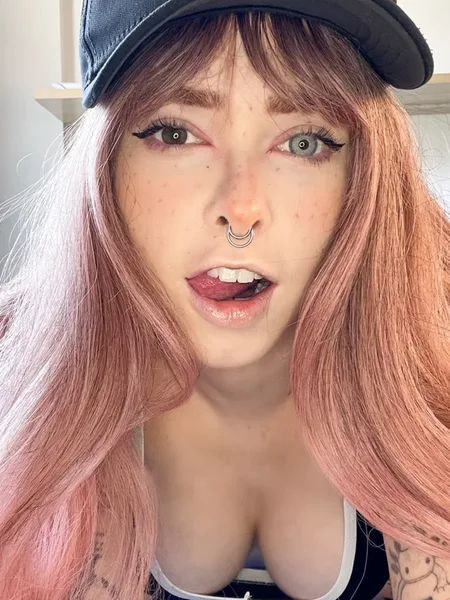 LEWD WICHITAK
