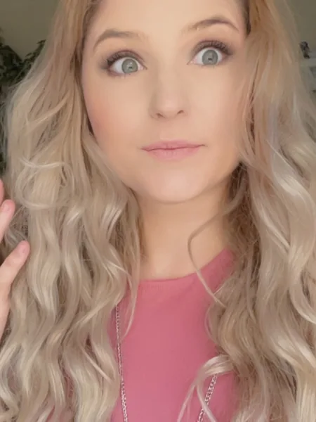 Lexi London