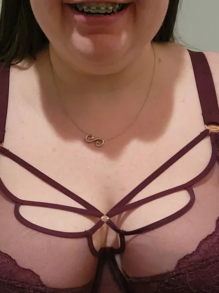 Lexi VIP
