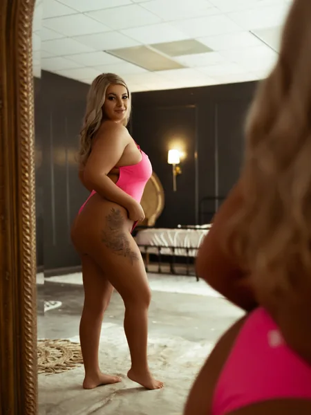 Lexxi Fox Free 💗