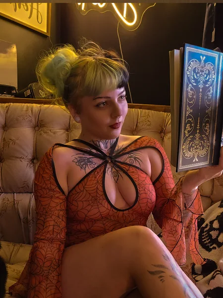 Lila