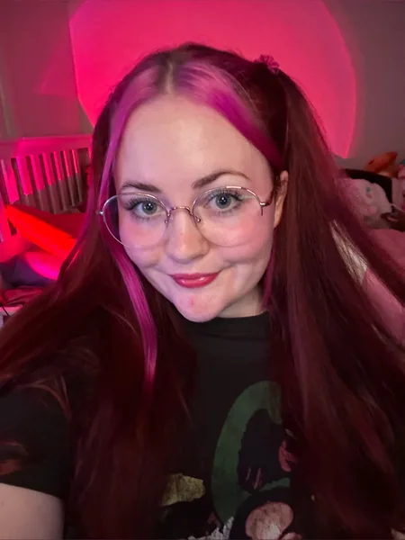 kiki 🍓🌱✨