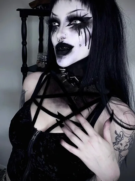 ⛓Lila🖤