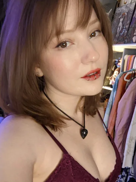 Lilith Mae ~Pale, Pierced, Petite w/@$$
