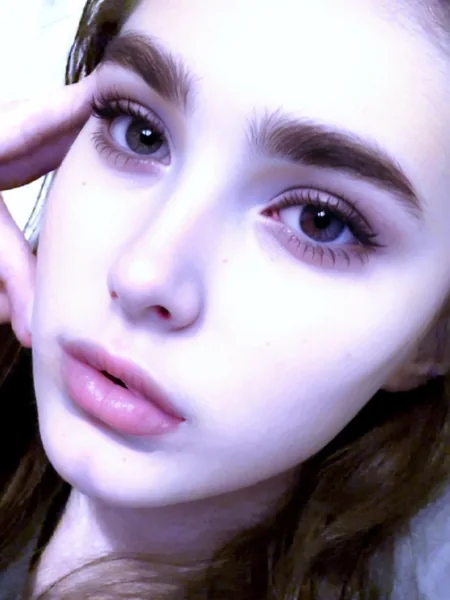 Lilya Hott