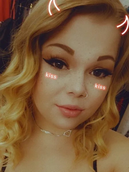 LindzyBabez
