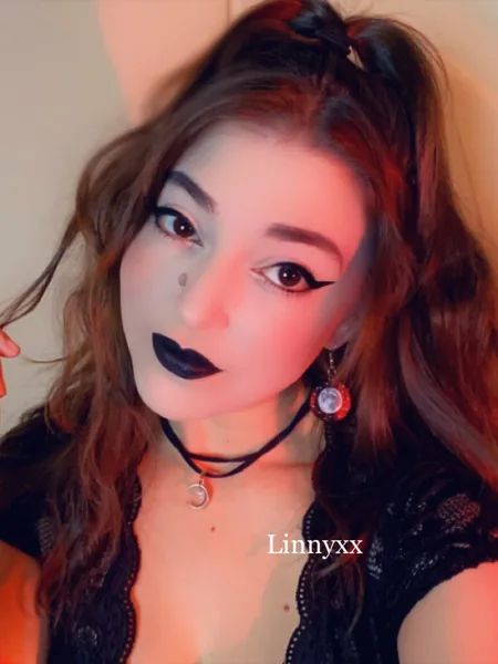 𝓛𝓲𝓷𝓷𝔂 𝓢𝓹𝓮𝓷𝓬𝓮𝓻 ✨ avatar