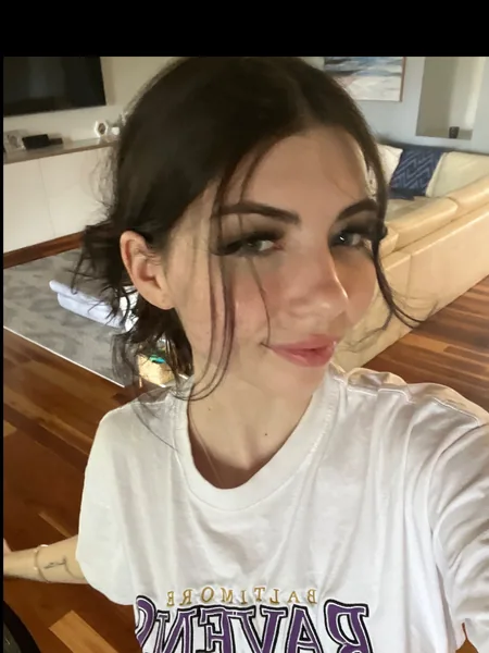 Leah 🤪