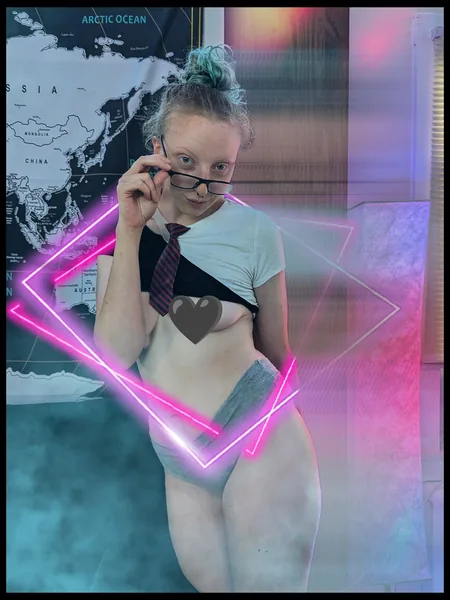 Daddy's_Naughty_Girl