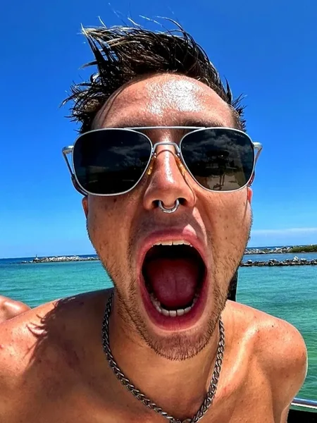 Live, Laugh, Punk avatar