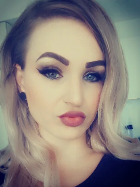 Lovely_Lovelynn
