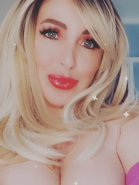 LOVELY KATE VIP