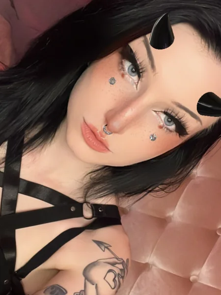 sophie ♡ ( free )