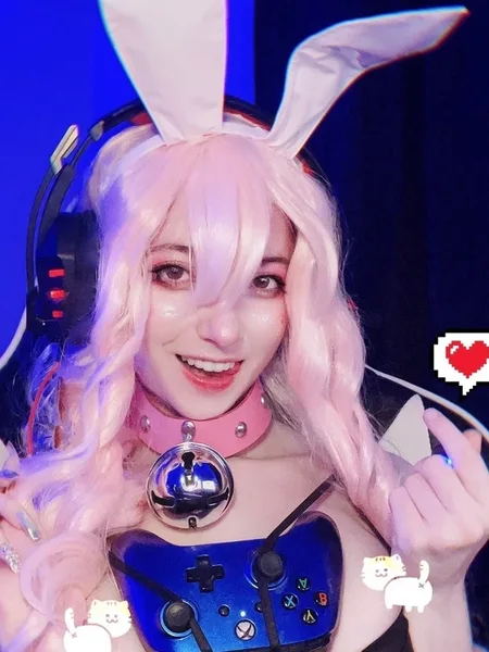 Lucky Cat Kira