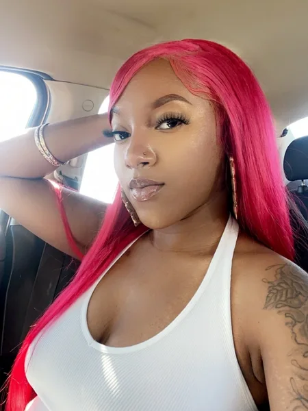 Dee🥰